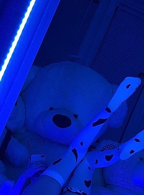 lolityyan Brüste OnlyFans