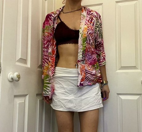 Miss Manganese ASMR OnlyFans Star