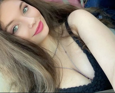 lydialoverenae OnlyFans geleakte Pornografie