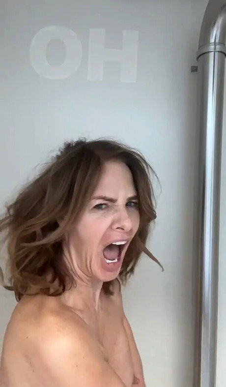 Trinny Woodall OnlyFans Leak