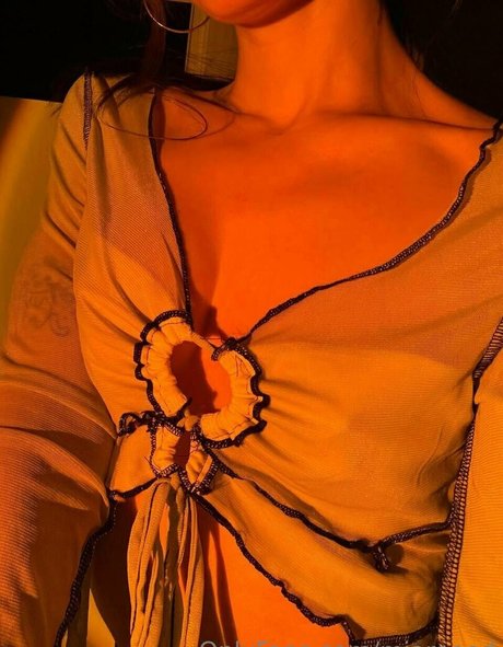 miareeed OnlyFans Nacktbilder