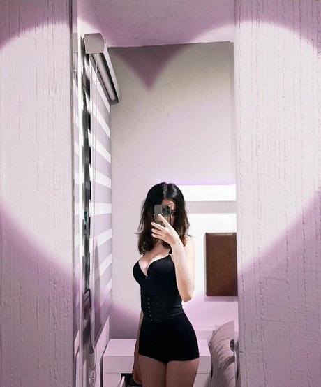 Abicita a OnlyFans schlank