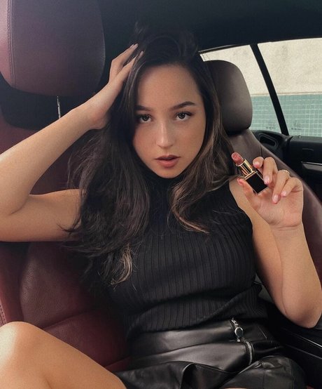 J Lou_ Bilder OnlyFans