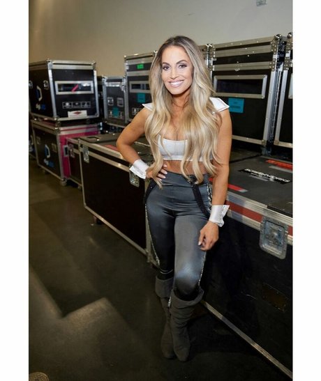 Trish Stratus OnlyFans Inhalte