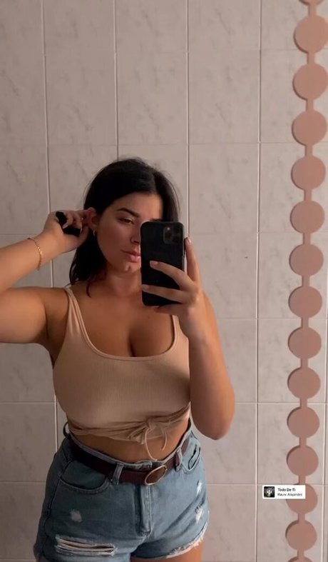 Anna Rebellato Oben ohne OnlyFans