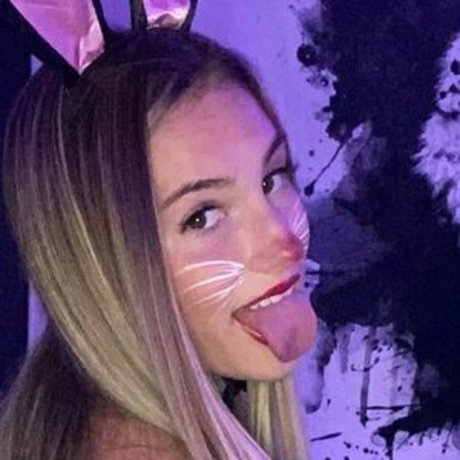 Lyric Aleah Titten OnlyFans