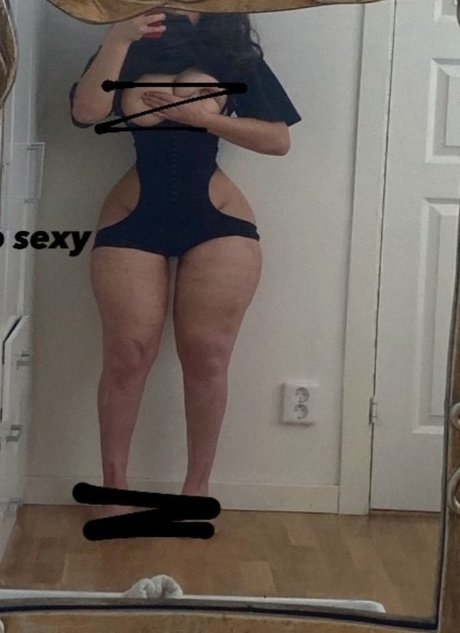 Halola Titten OnlyFans