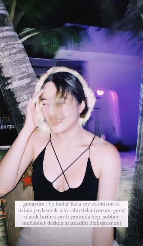 miafitz OnlyFans Strip