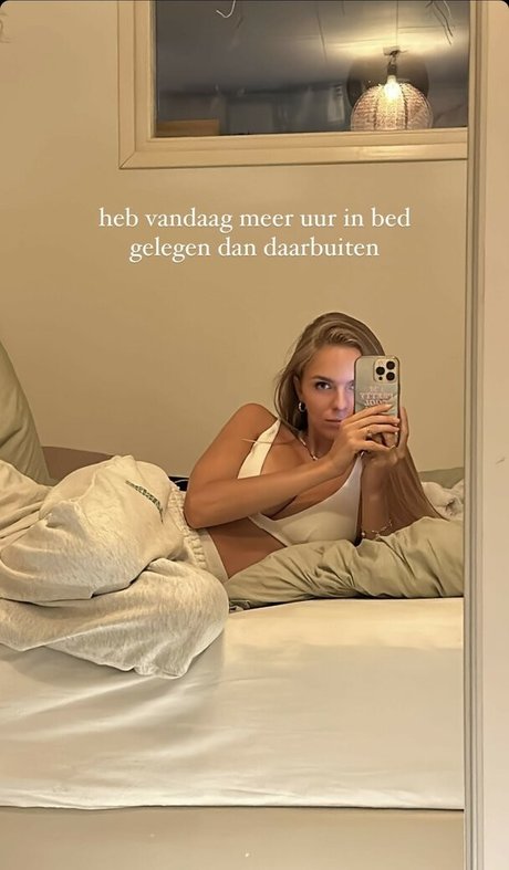 Lies Zhara Nacktbilder von OnlyFans