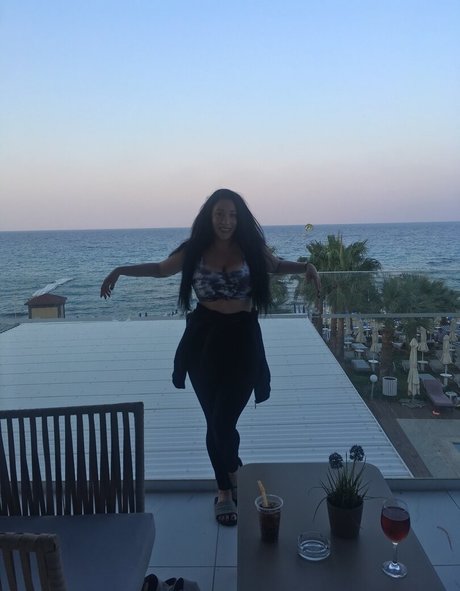 Kelly Louise Sheridan NurlyFans-Pornos