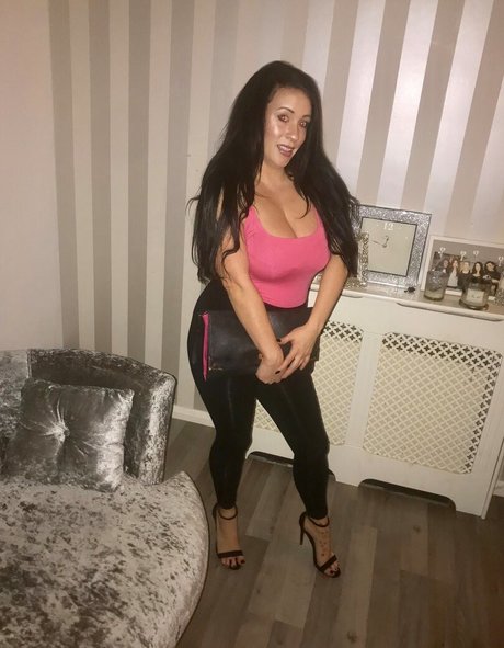 Kelly Louise Sheridan Neue OnlyFans Leaks