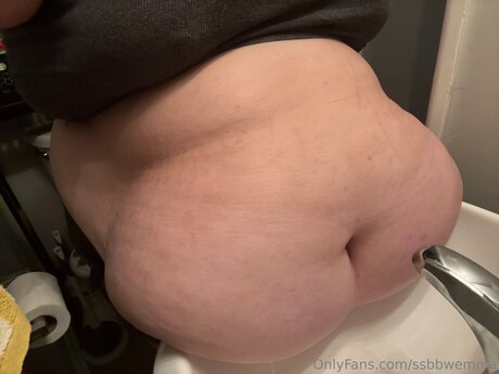 ssbbwemma OnlyFans-Leaks
