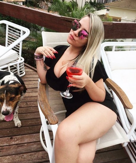 raissa dm Nacktbilder von OnlyFans