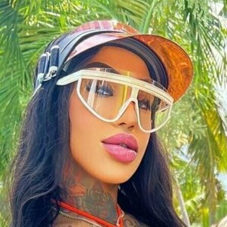 zen mami OnlyFans Sextape