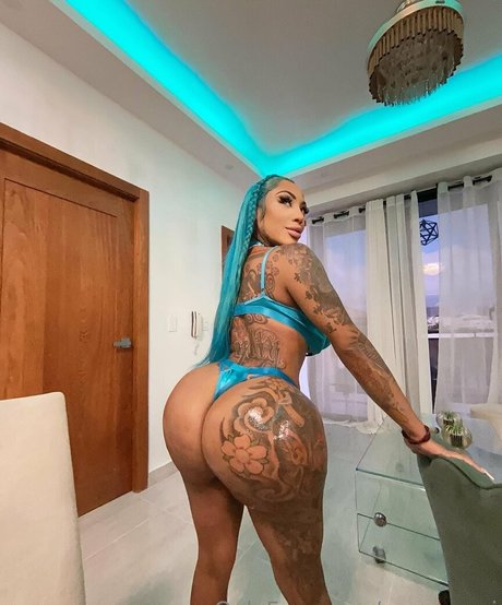 zen mami Nacktbilder von OnlyFans geleakt