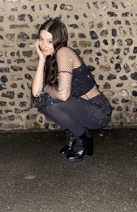 Kira Kosarin Leaked OnlyFans Nacktbilder