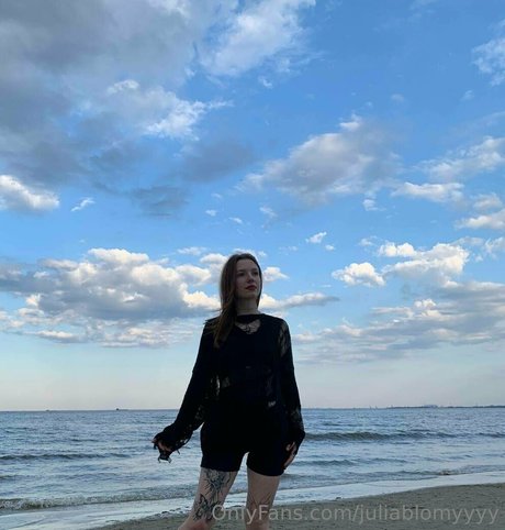 juliablomyyyy OnlyFans kostenlos geleakt