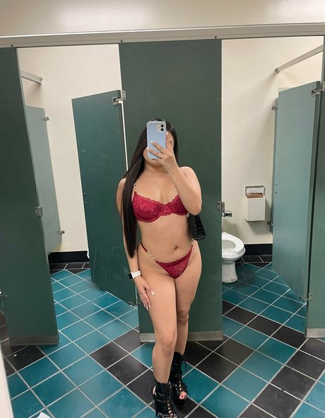 babyaly21 OnlyFans Leaks