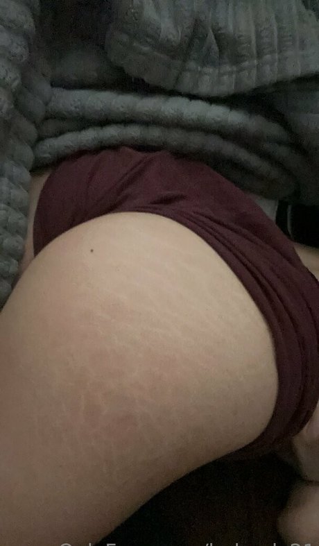 babyaly21 OnlyFans-Inhalte