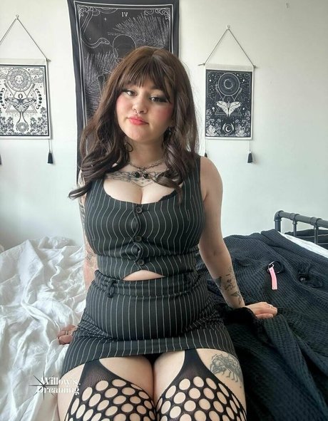 willowsdreaming Nacktpornos auf OnlyFans