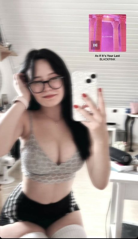 Jouerdis Nacktbilder von OnlyFans geleakt