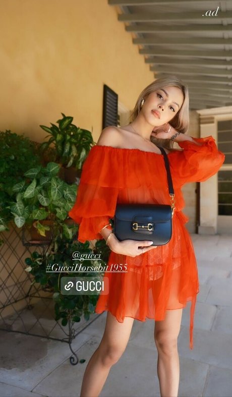 japanische schulmädchen-onlyfans schön nackt Hinter-den-Kulissen