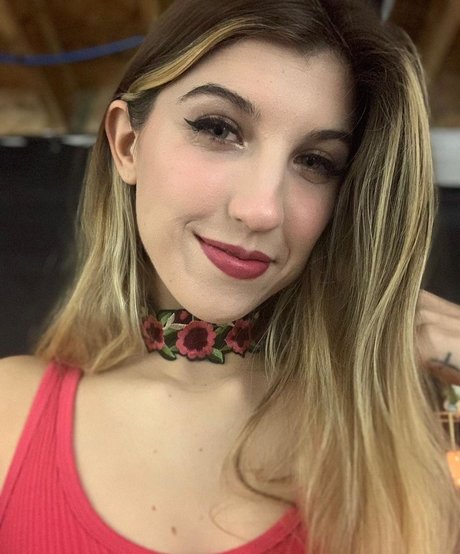 FrivolousFox ASMR Nackt OnlyFans Porn