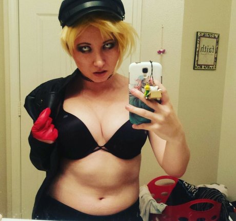 Abadon OnlyFans Striptease