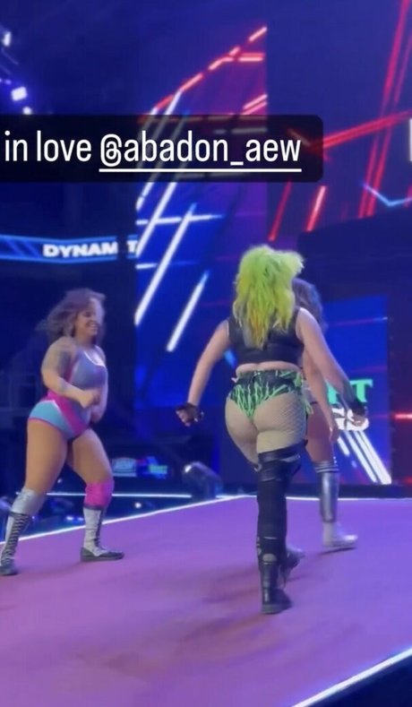 Abadon OnlyFans Nacktbilder geleakt