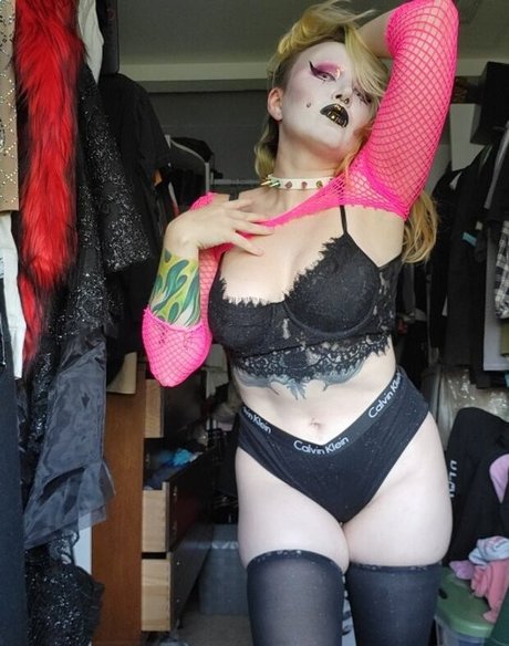 Abadon OnlyFans Pornografie