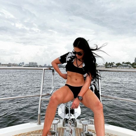 Sonya Deville Neuer OnlyFans Leak