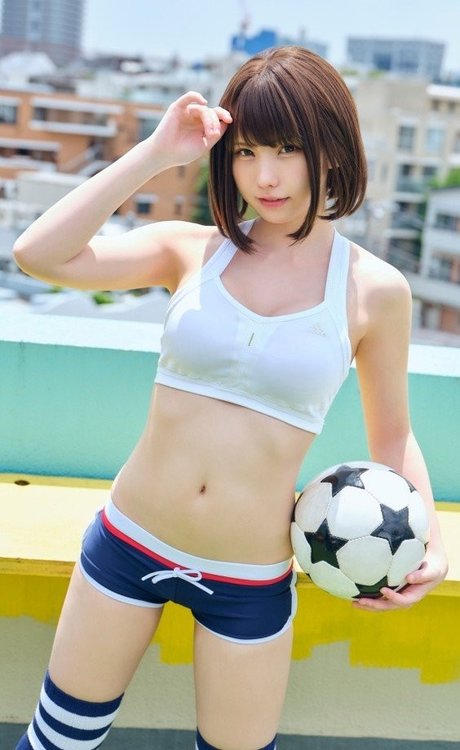 Enako Nacktbilder von OnlyFans geleakt