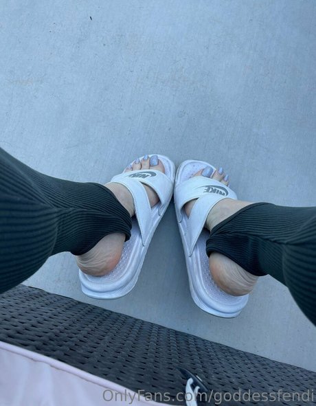 goddessfendi Leaks von Nacktbildern auf OnlyFans