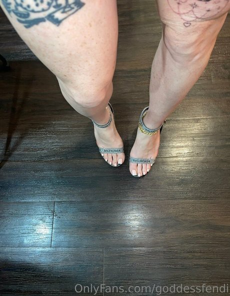 goddessfendi Nacktbilder OnlyFans geleakt