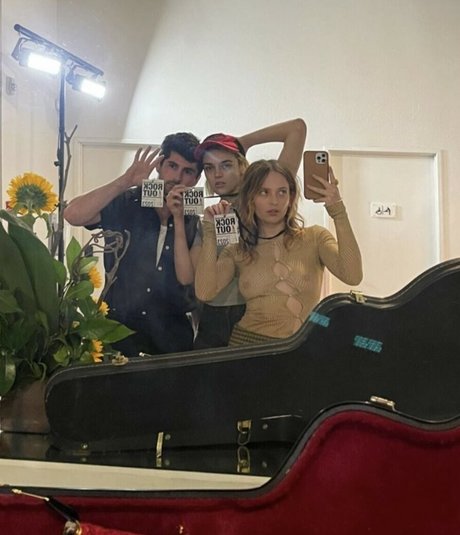 Alexis G Zall OnlyFans Sex