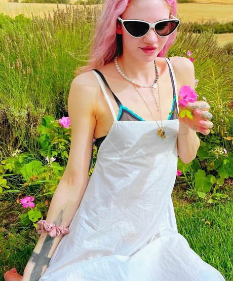 sehr dünne onlyfans heiß Medien