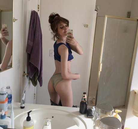 docilemoth Neue OnlyFans Leaks