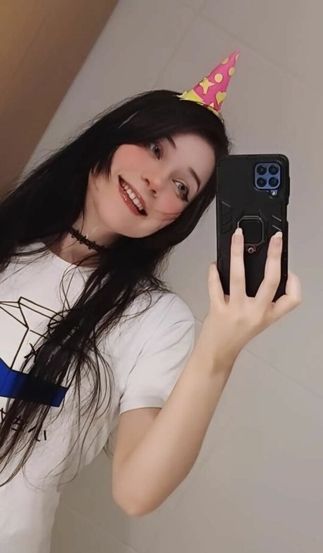 meru rumi OnlyFans explizite Inhalte