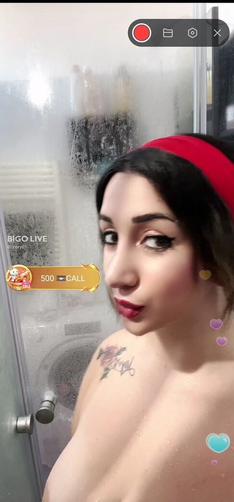 Corinnesposito97 OnlyFans Nacktbilder