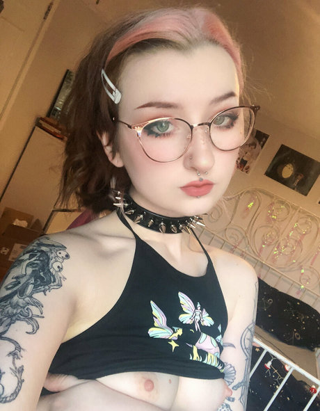 Starryfawnn Nacktbilder OnlyFans Geleakt