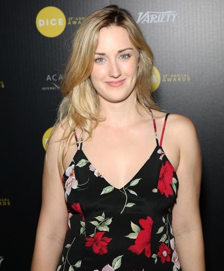 Ashley Johnson OnlyFans Leak Pornografie