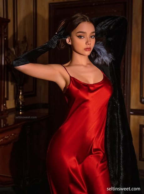 Seltin Oben ohne OnlyFans