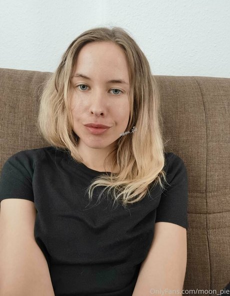 moon pie OnlyFans Lesbisch