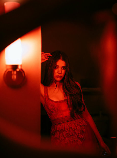 blonde college-onlyfans Pornografisch Aufnahme