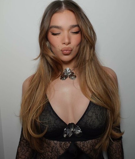 Hailee Steinfeld Nacktbilder von OnlyFans geleakt