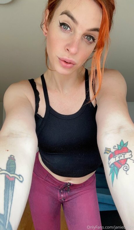 janieblade Nacktbilder OnlyFans geleakt