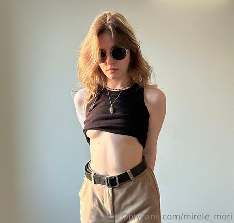 mirele mori OnlyFans NSFW