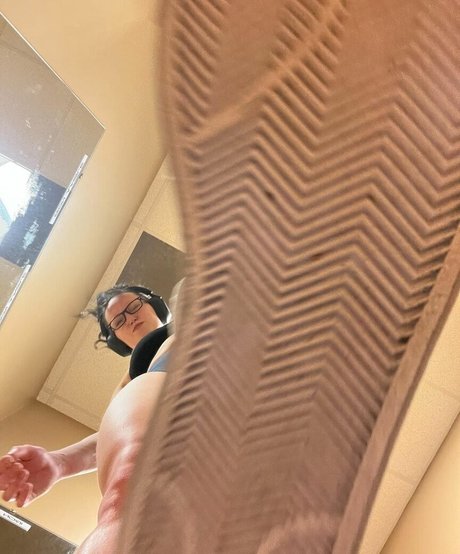 MuscleMommy002 OnlyFans-Leak