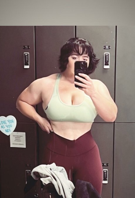 Urmommymaggie OnlyFans Beiträge