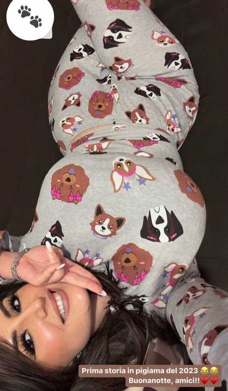 Chiara M Nackt auf OnlyFans